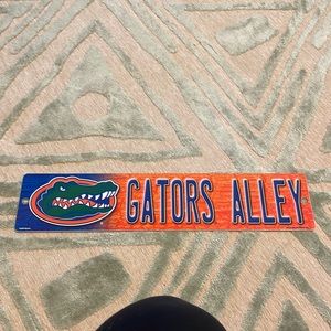 Florida Gators sign